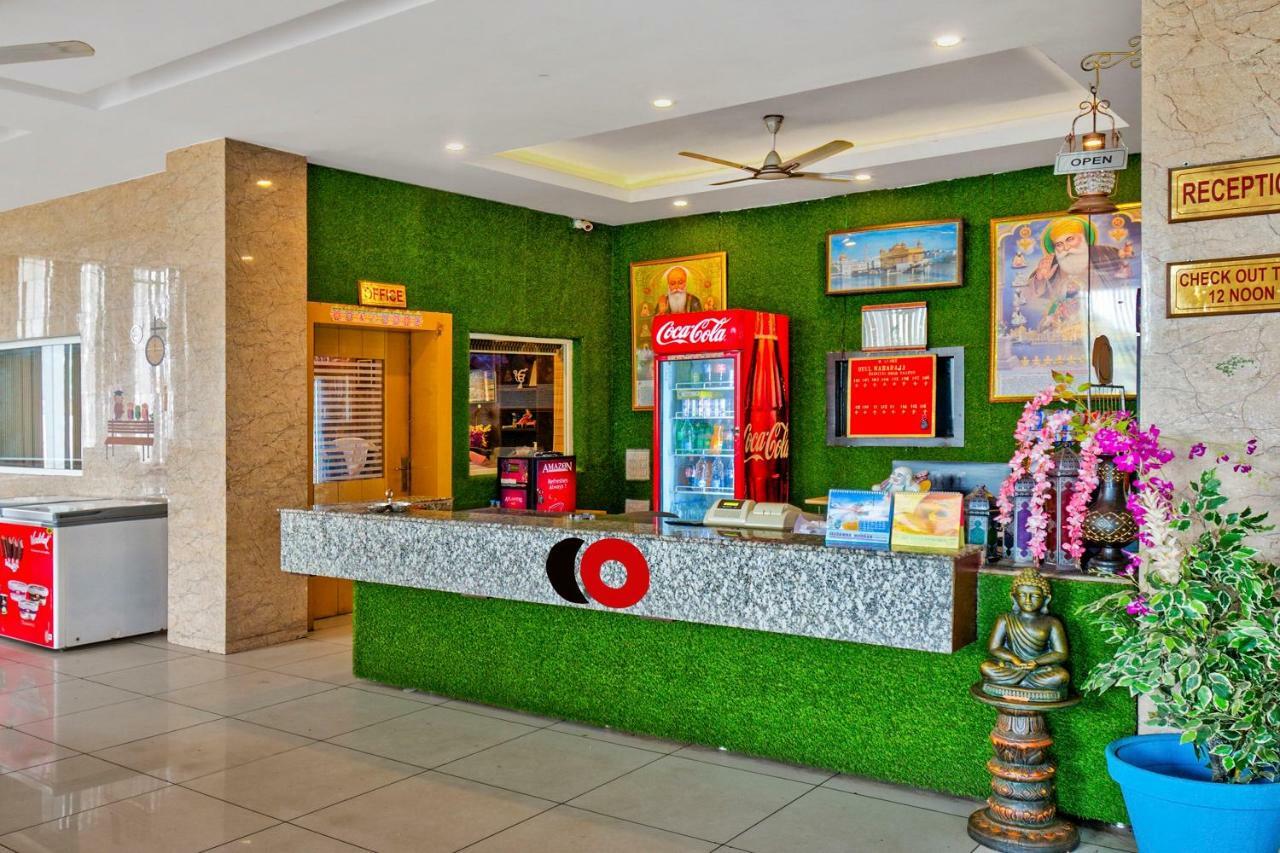 Capital O 40833 Maharaja Hotel & Restaurant Kashipur Dış mekan fotoğraf